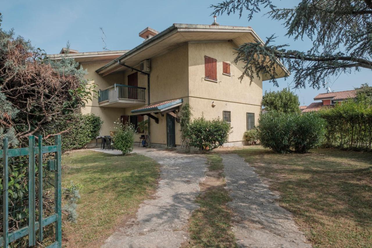 Villa Ida - 2 Bedrooms Apartment With Private Garden Сирмионе Экстерьер фото