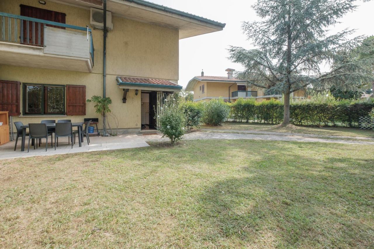 Villa Ida - 2 Bedrooms Apartment With Private Garden Сирмионе Экстерьер фото