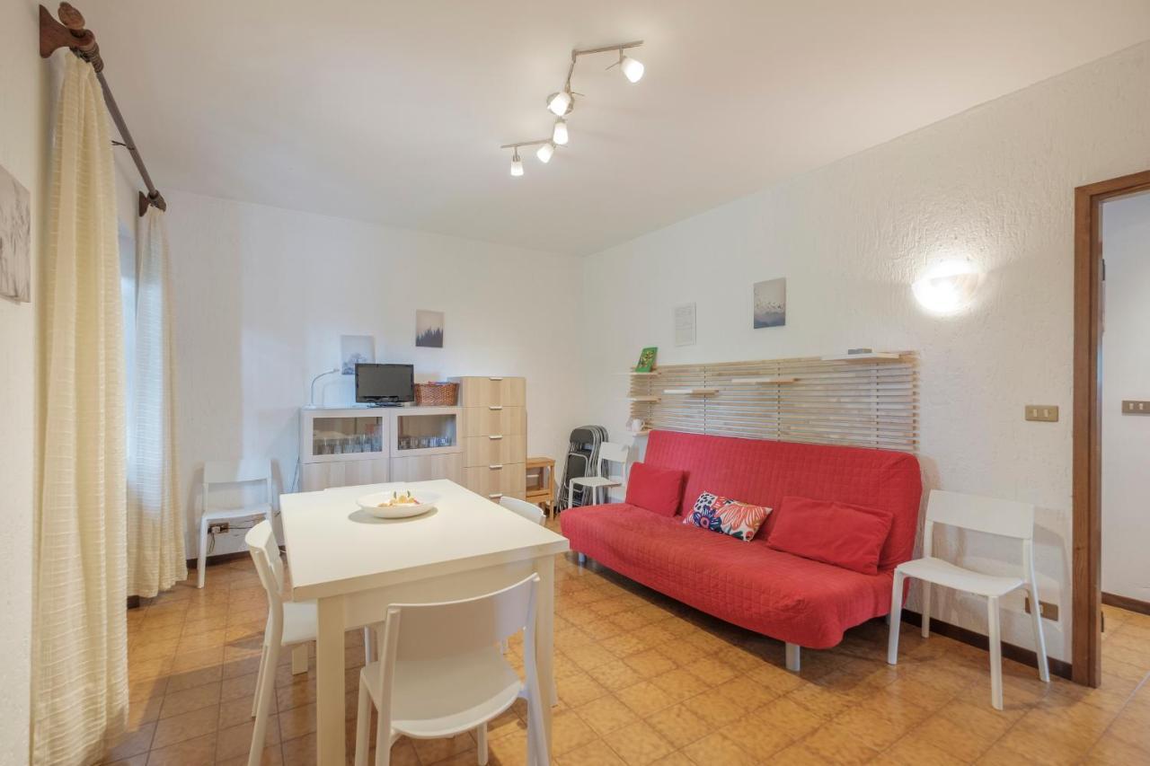 Villa Ida - 2 Bedrooms Apartment With Private Garden Сирмионе Экстерьер фото