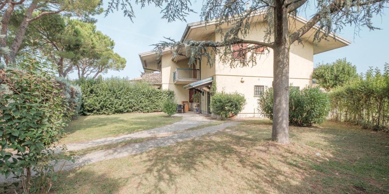 Villa Ida - 2 Bedrooms Apartment With Private Garden Сирмионе Экстерьер фото